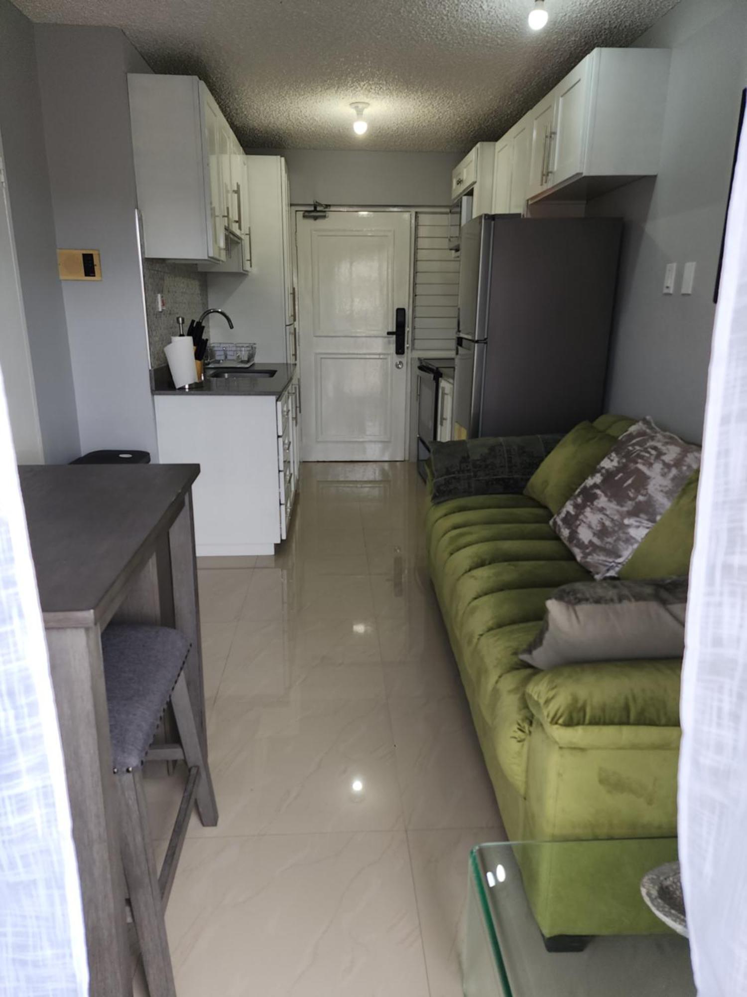 Comfy And Cozy Apartamento Kingston Exterior foto