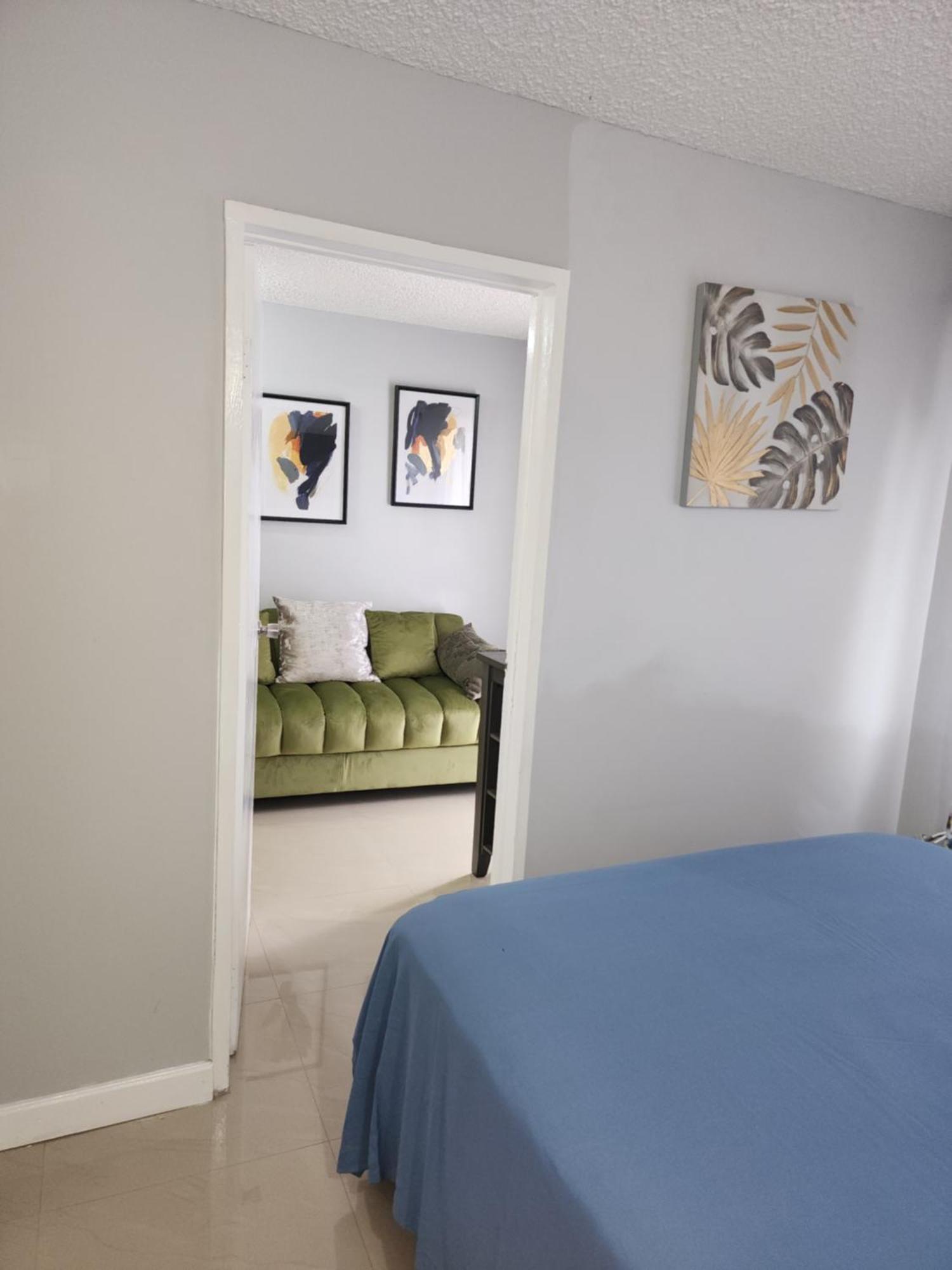 Comfy And Cozy Apartamento Kingston Exterior foto